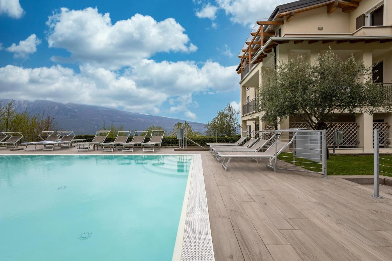 Residence La Villa Cuore Tignale Eksteriør bilde